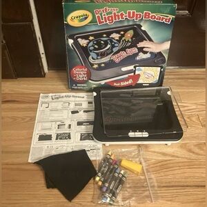 Crayola Dry Erase Light Up Board Art Set